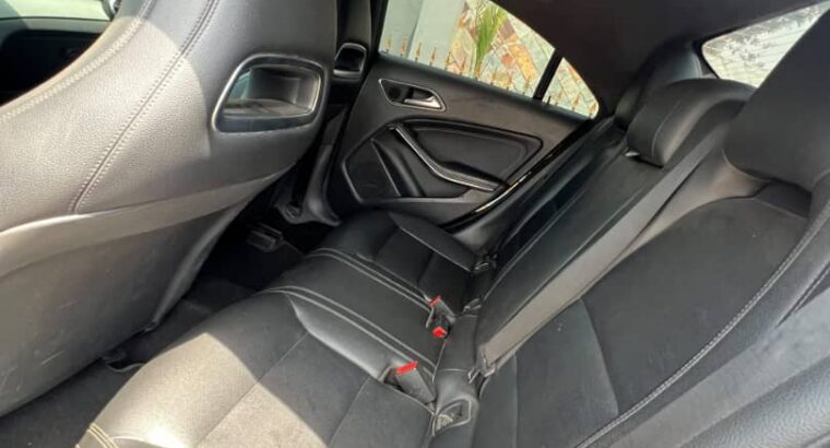 featured-car-img
